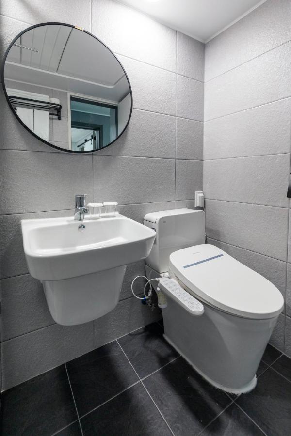 Aewol Stay In Jeju Hotel&Resort Exterior photo