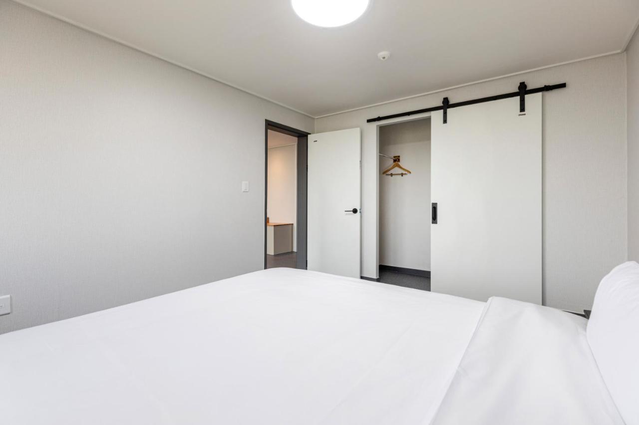 Aewol Stay In Jeju Hotel&Resort Exterior photo