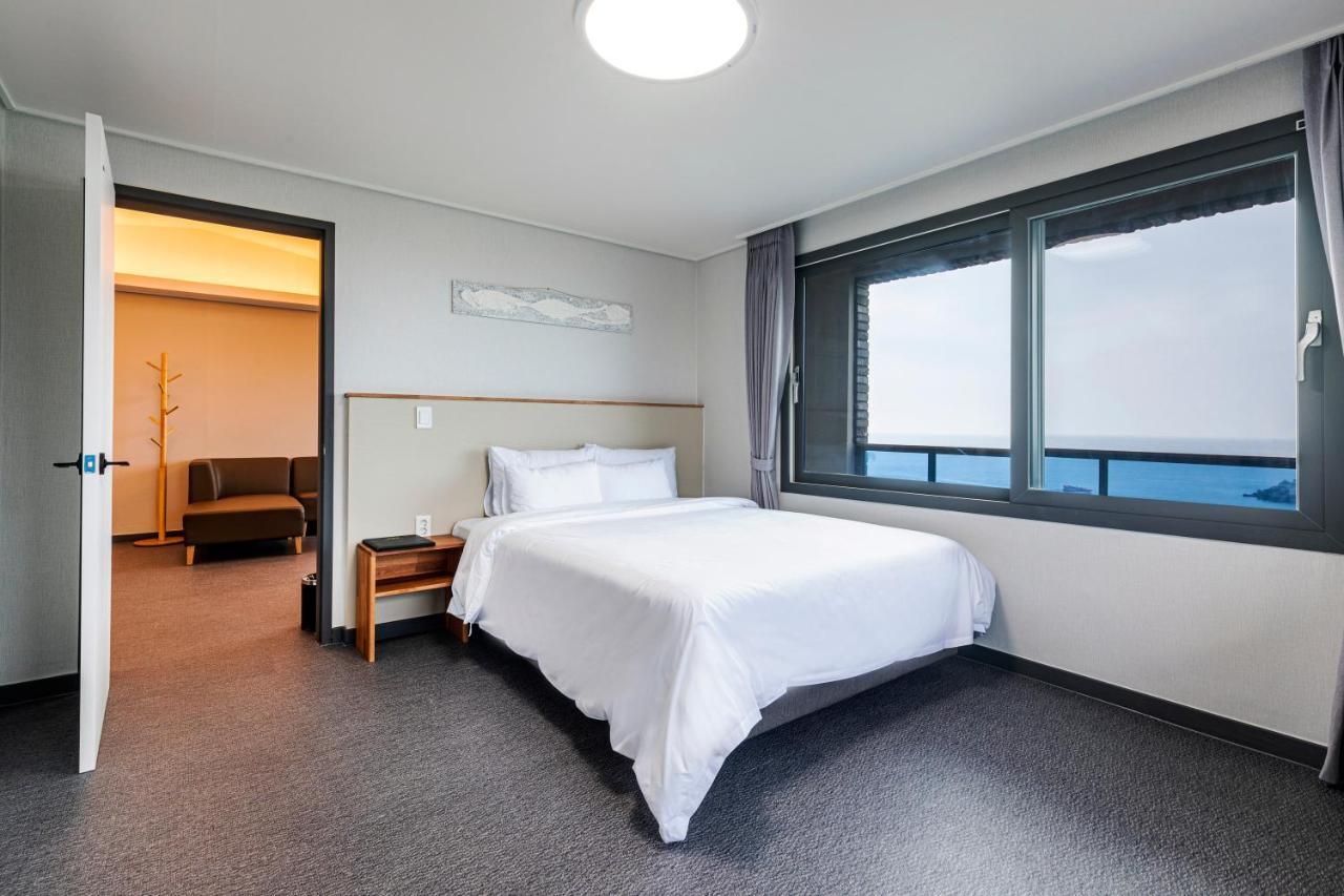 Aewol Stay In Jeju Hotel&Resort Exterior photo