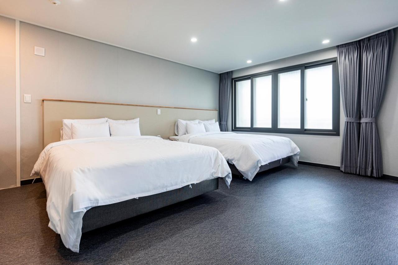 Aewol Stay In Jeju Hotel&Resort Exterior photo